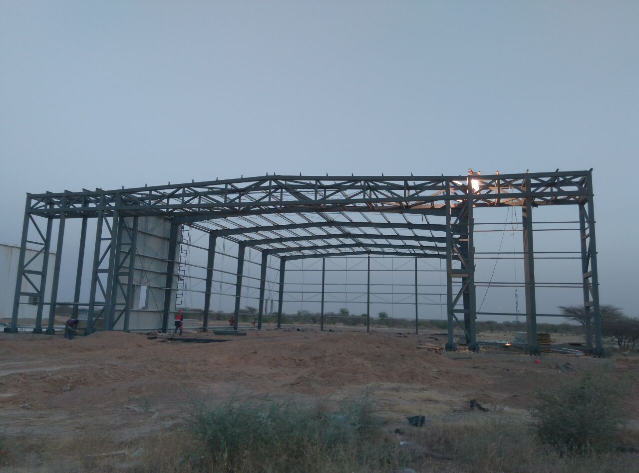 Hangar de fabrication en acier structurel en acier en acier pré-ingéré Hangar